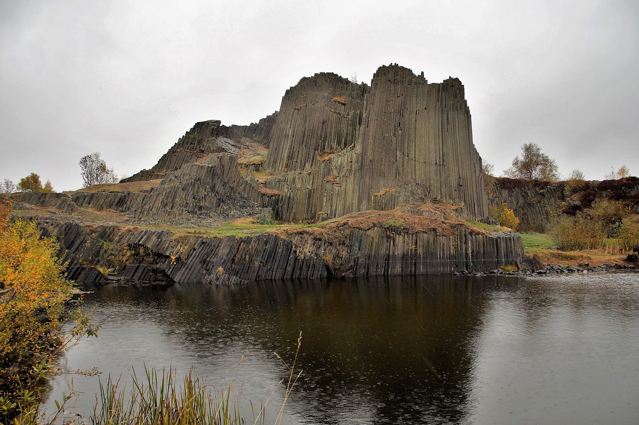 宜阳县检察院深化法治建设，服务地方发展动态报道