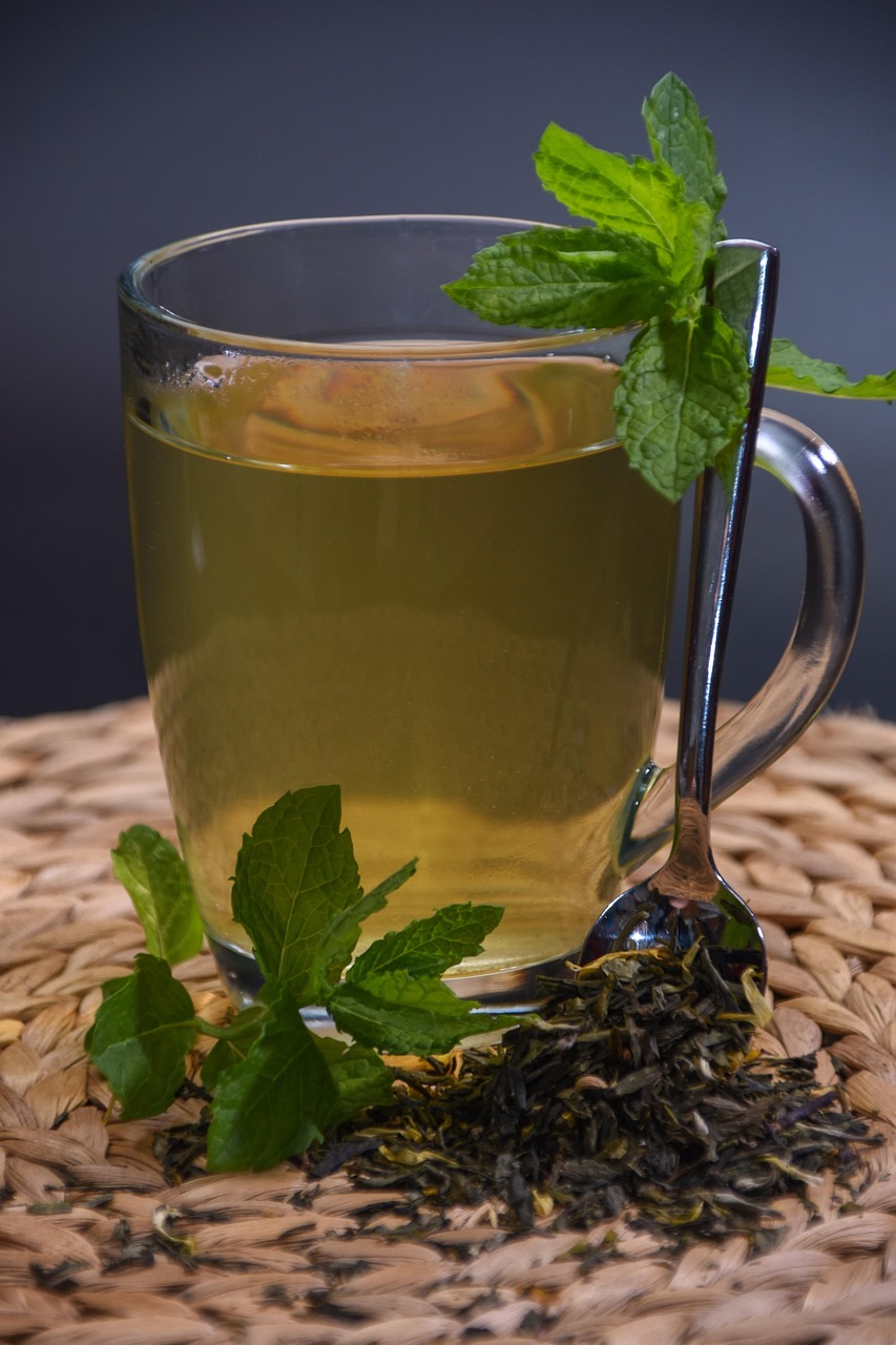 勐海老班章普洱茶价格揭秘，茶中珍品市场动态探索