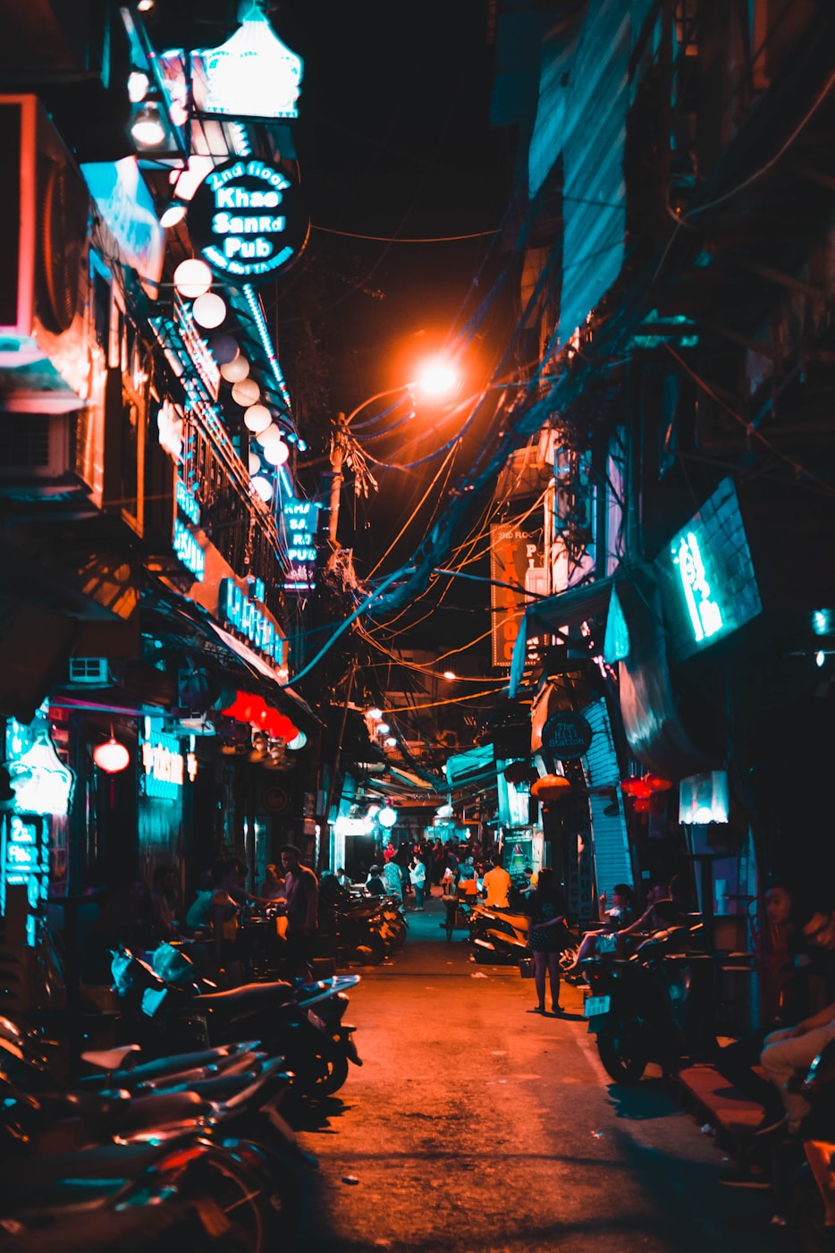 城市夜生活最新视频，探索夜晚的新面貌