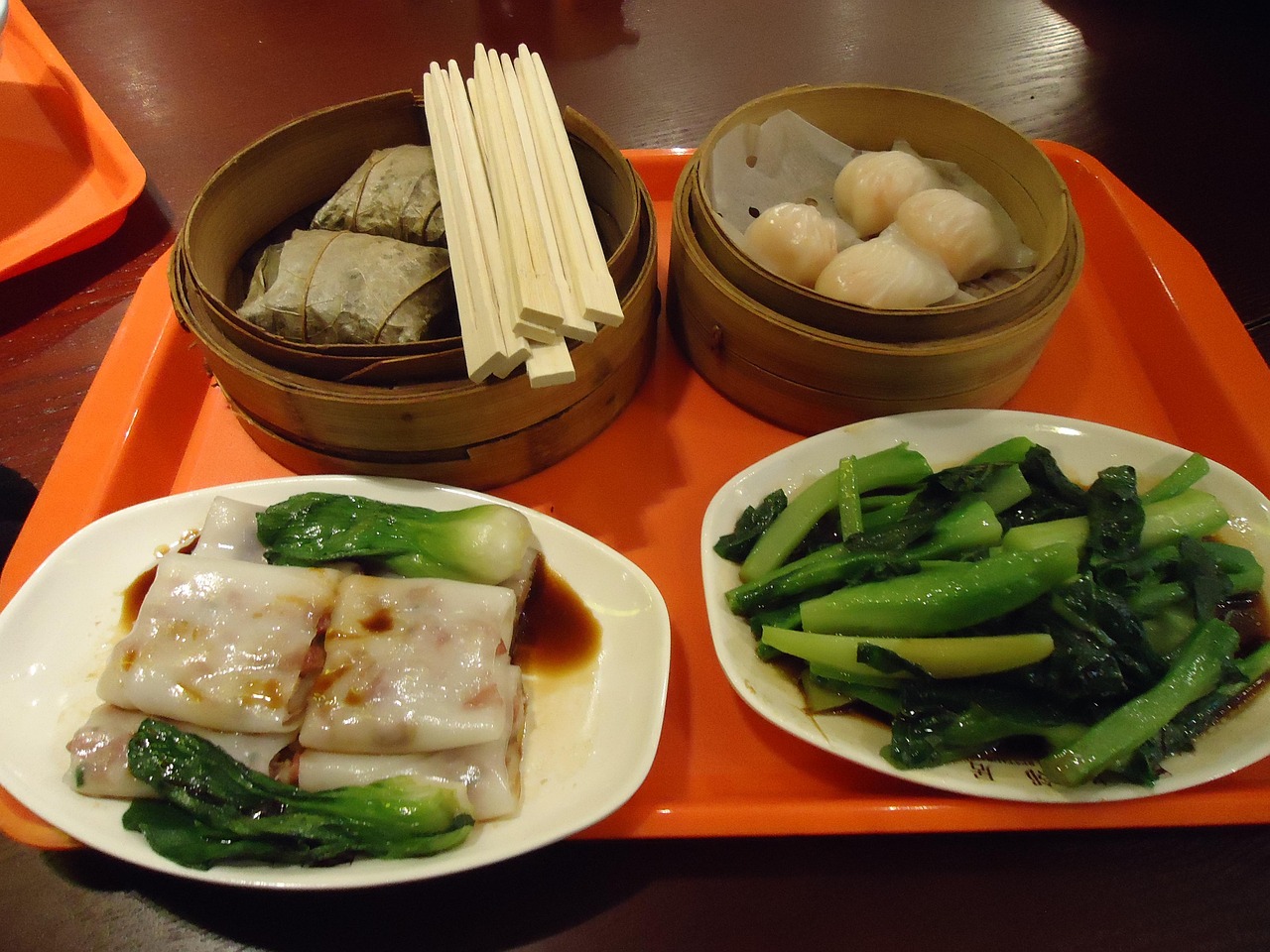 中餐厅演员，展现中华美食文化与人物风采的完美结合