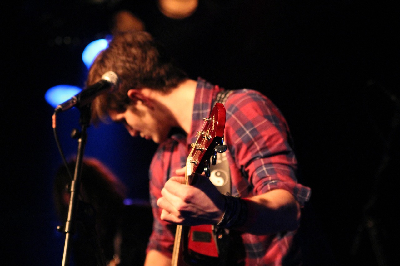 邓紫棋最新歌曲引爆音乐风潮,开启新篇章!