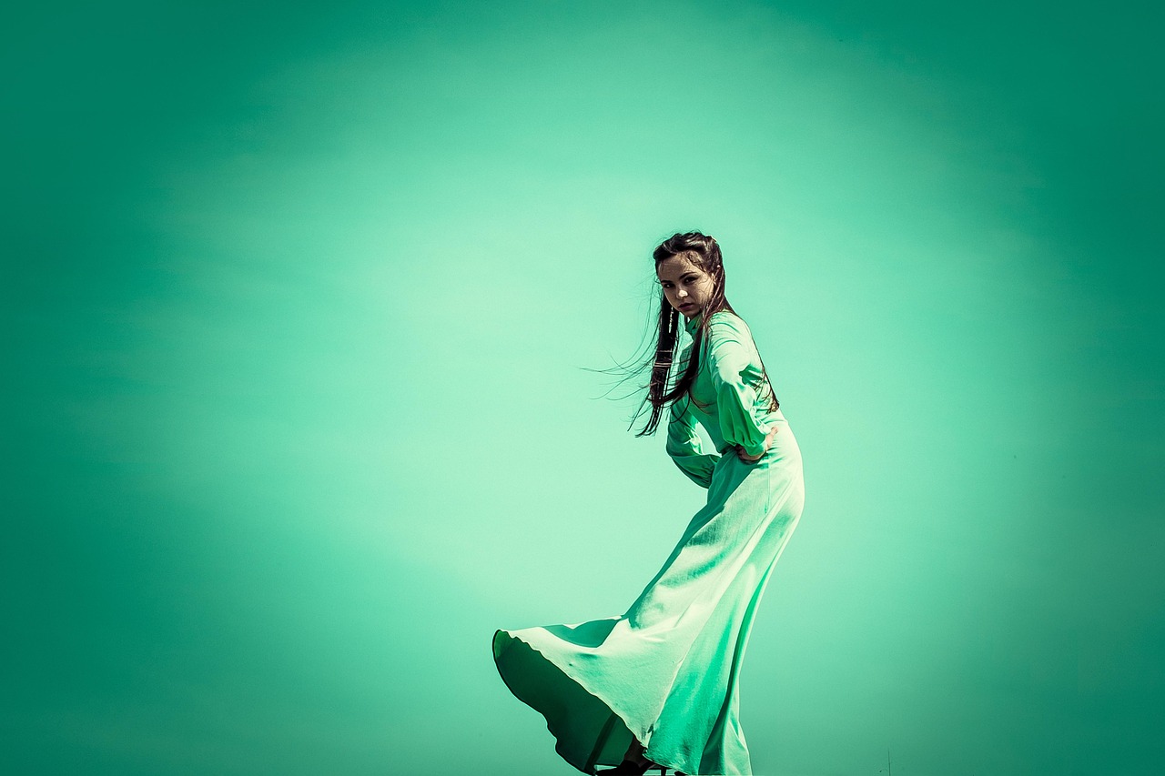 暮光之城女主角深度解读,罗伯特最新评论,揭示独特魅力与深度分析