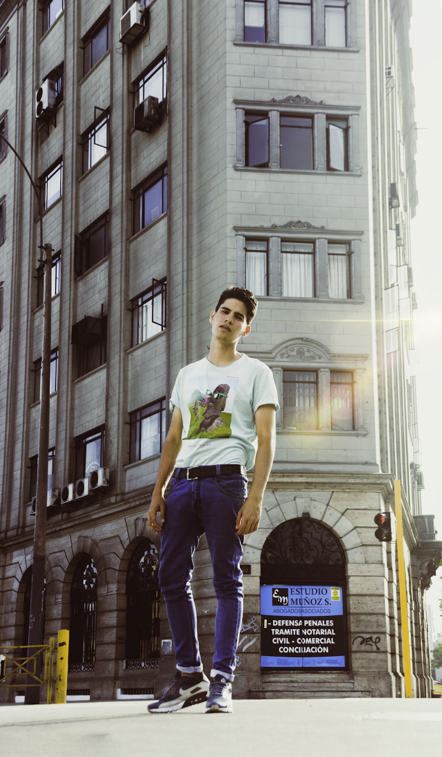 男相声演员名单及照片，传承与展现艺术风采