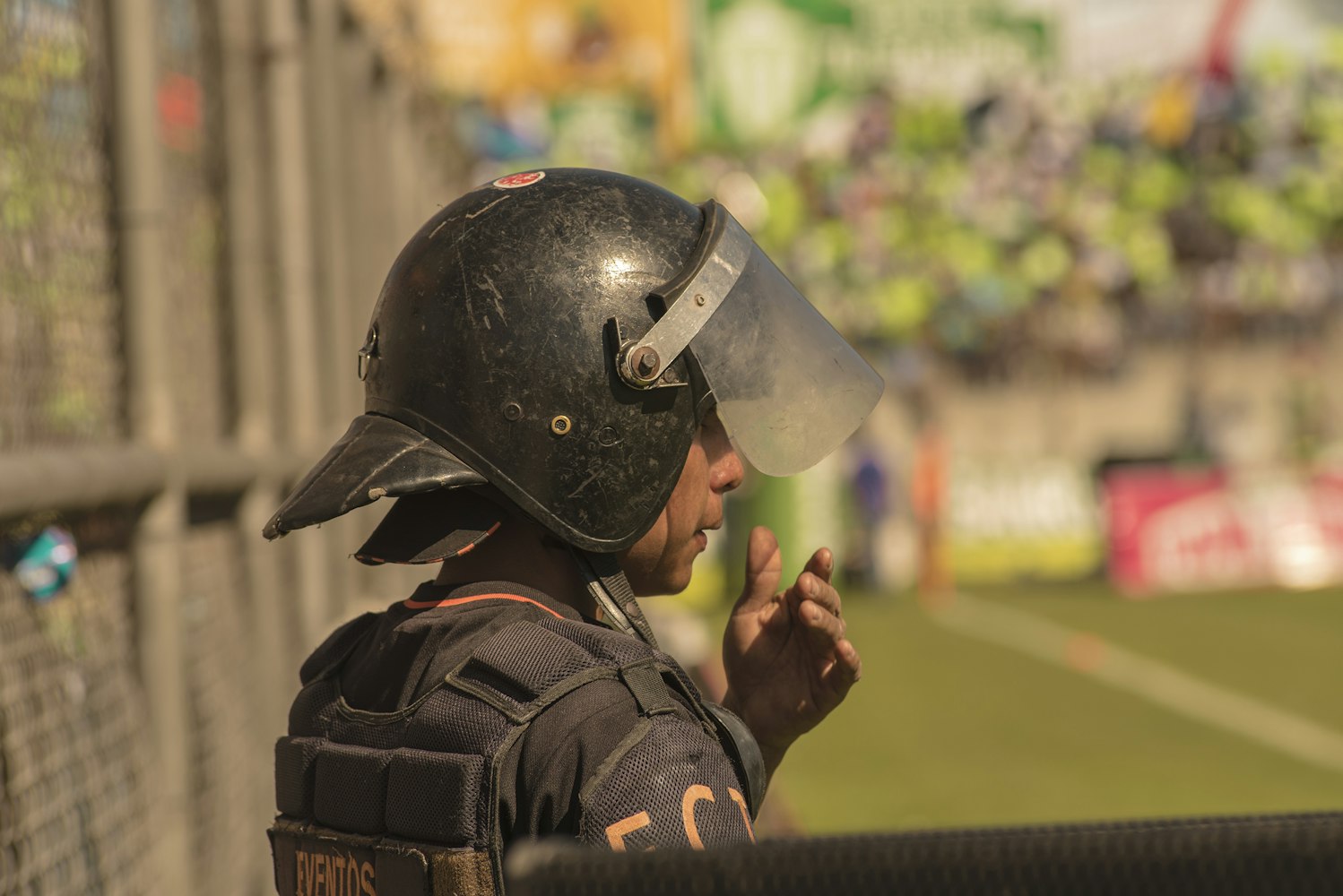 部队最新着装重塑形象,提升战斗力,军队新制服亮相,战斗力倍增!