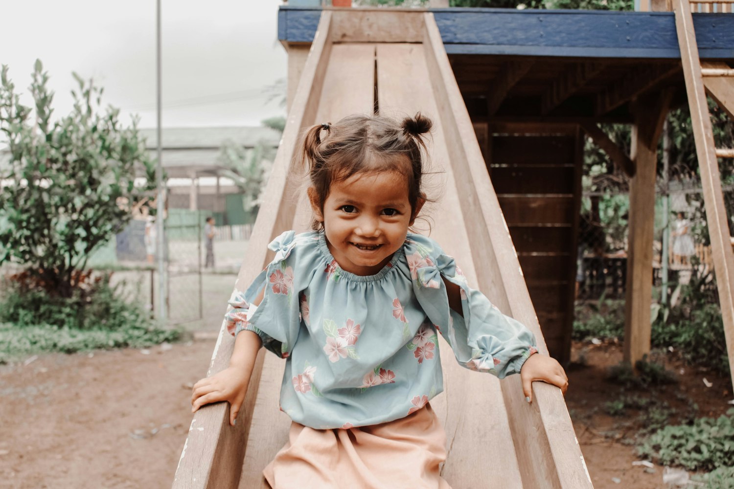 珊妮新动态，展现璀璨明星风采