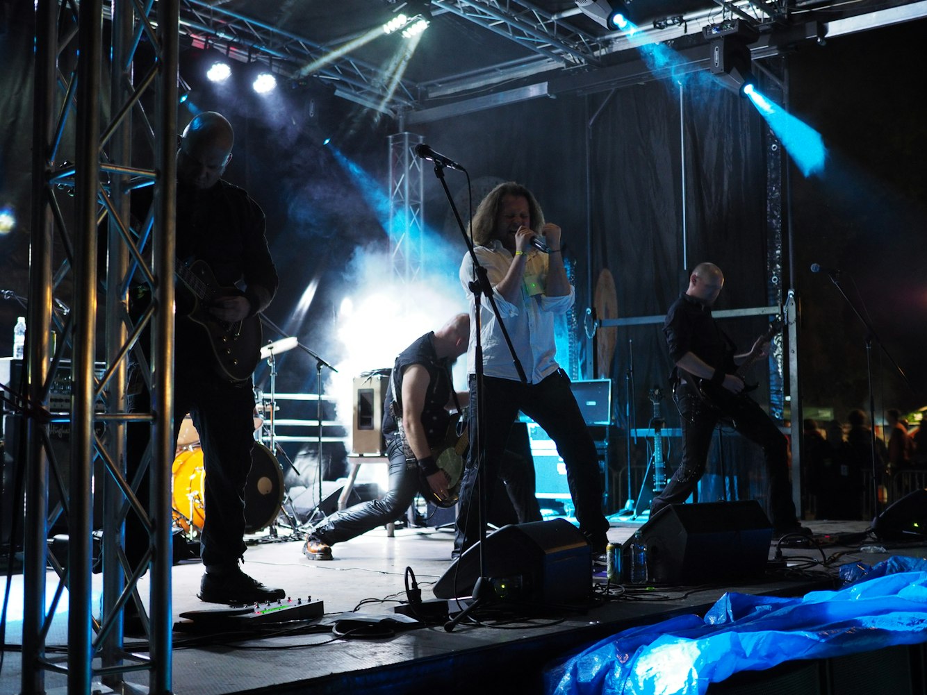 张信哲，演员的魅力与音乐的力量闪耀舞台