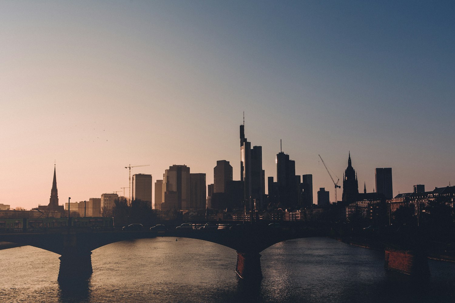 最新作品,探索未知领域,突破创新边界