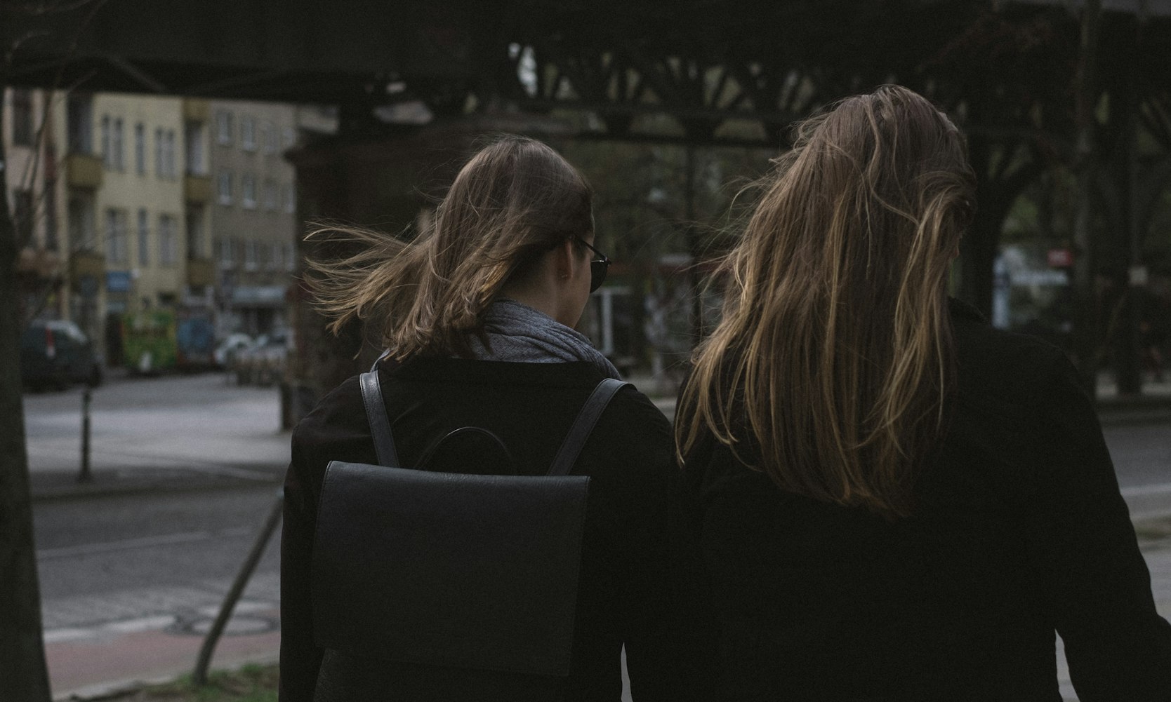 韩国电影隔壁的女人,邻里温情与女性力量的交织