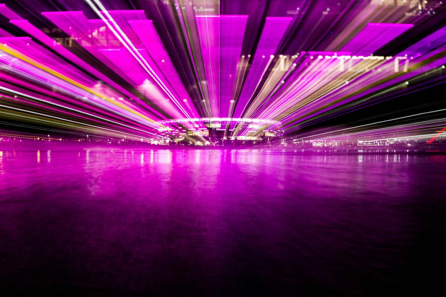 迈凯伦新款发布,速度与艺术的巅峰之作