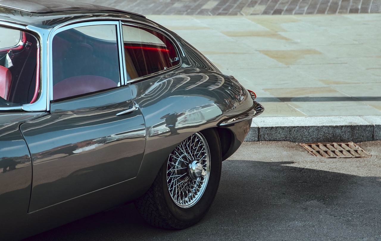 迈凯伦新款发布,速度与艺术的巅峰之作