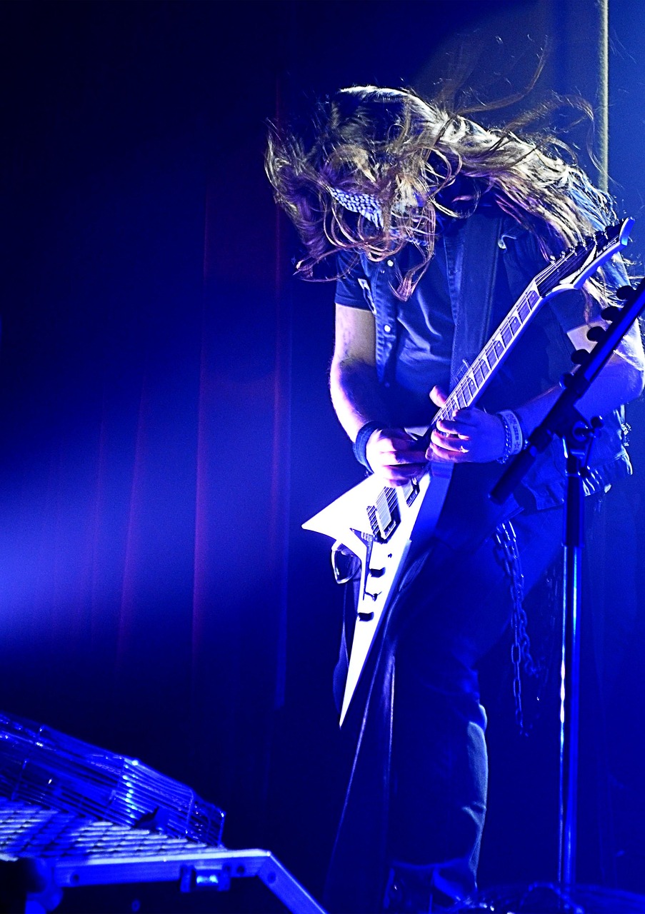 何韵诗邓九云,音乐与人生的最新篇章揭秘