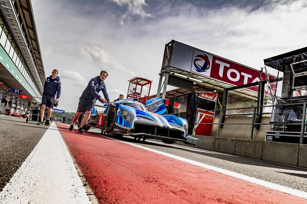 撞车比赛,速度与失控的挑战激情上演