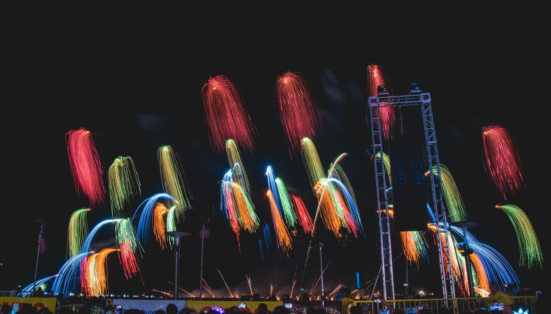 四处散落的碎片，电影的艺术魅力探索