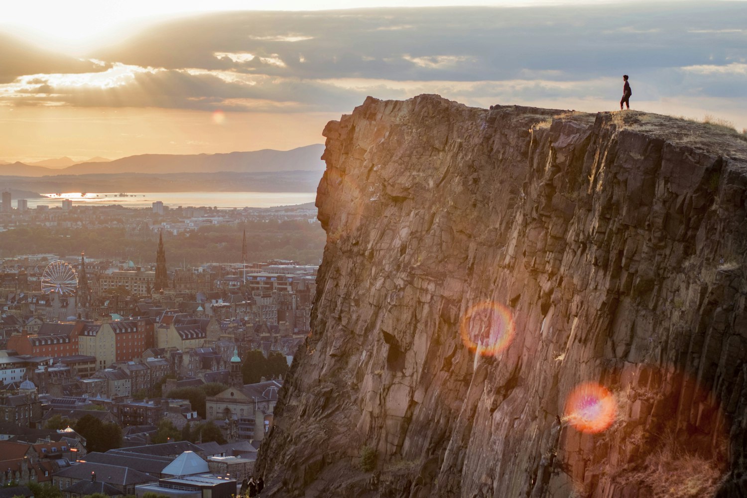 电影南征北战，历史背景下的战争史诗传奇