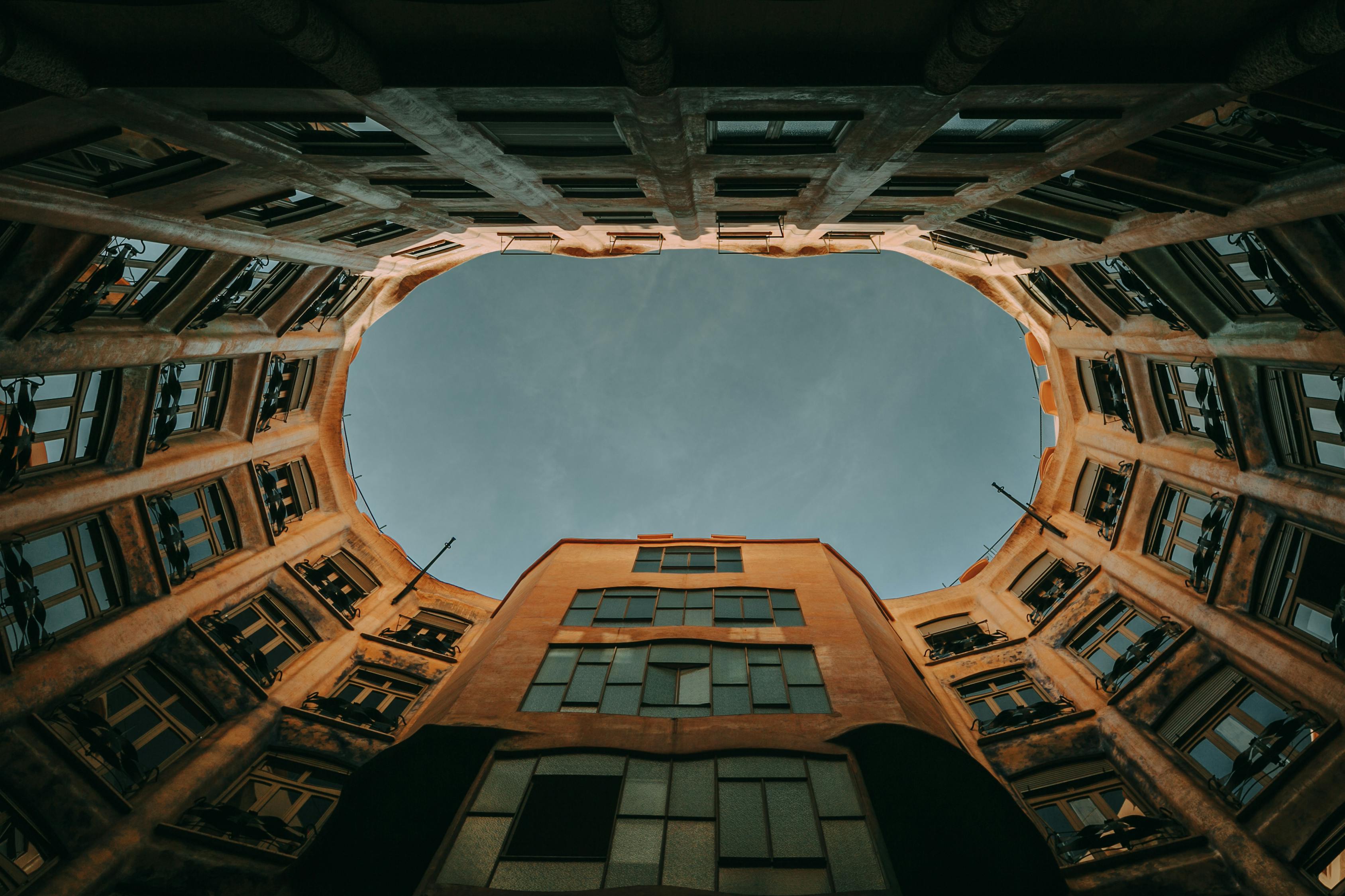 通俗重工股票，投资视角与深度解析