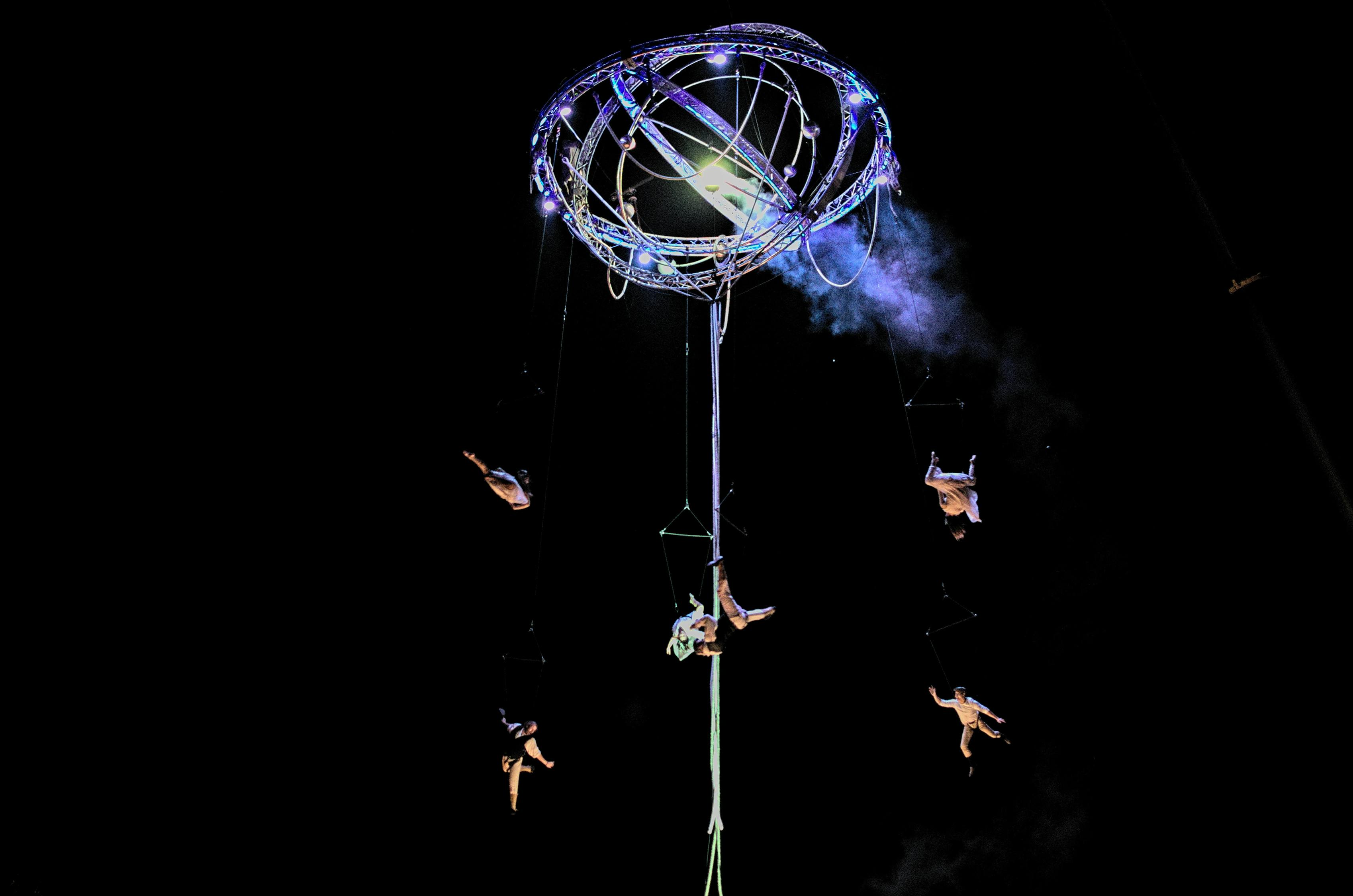 三响演员,舞台魅力与人生百态的交织展现