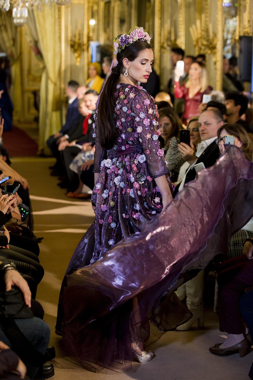 探索时尚魅力的独特韵味,最新中文版绝对靴下