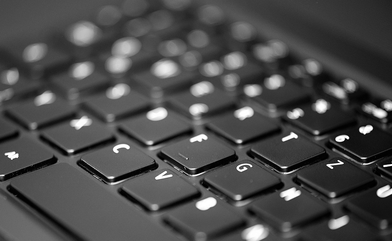 关于3000w逆变器价格的探讨与分析