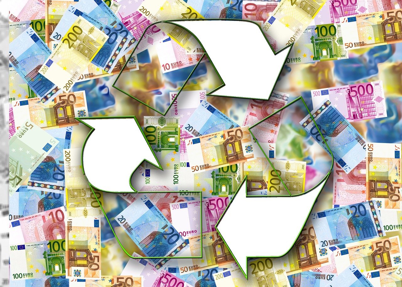 最新法规重塑社会与经济双重影响