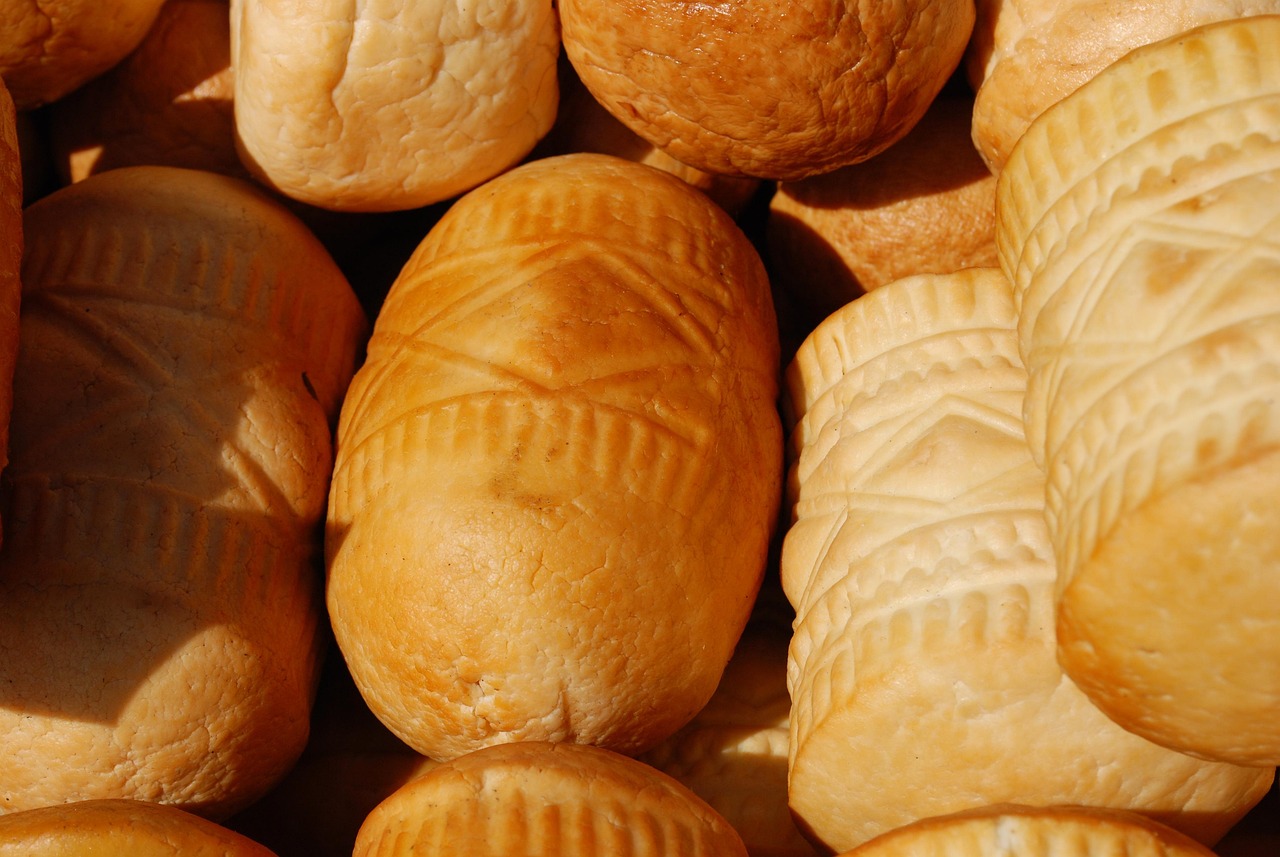 最新蛋黄酥,美味与健康并重的美食佳品,不容错过!