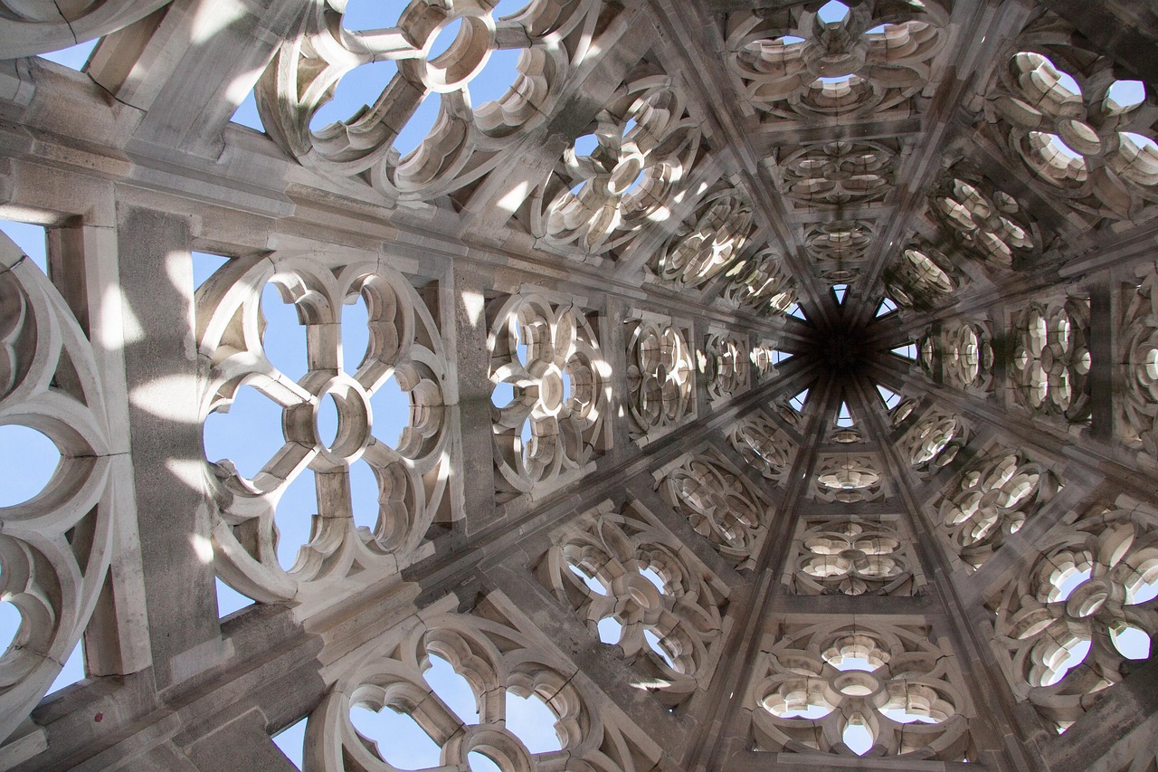 济南旧村改造重塑城市风貌，助力乡村振兴新动态