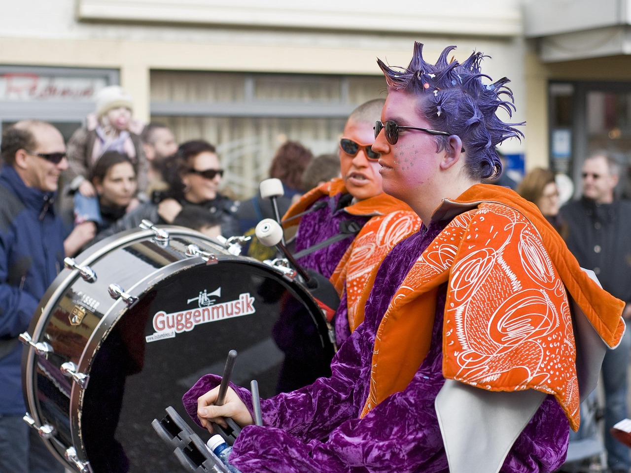 音乐演绎与口琴，演员的艺术之旅