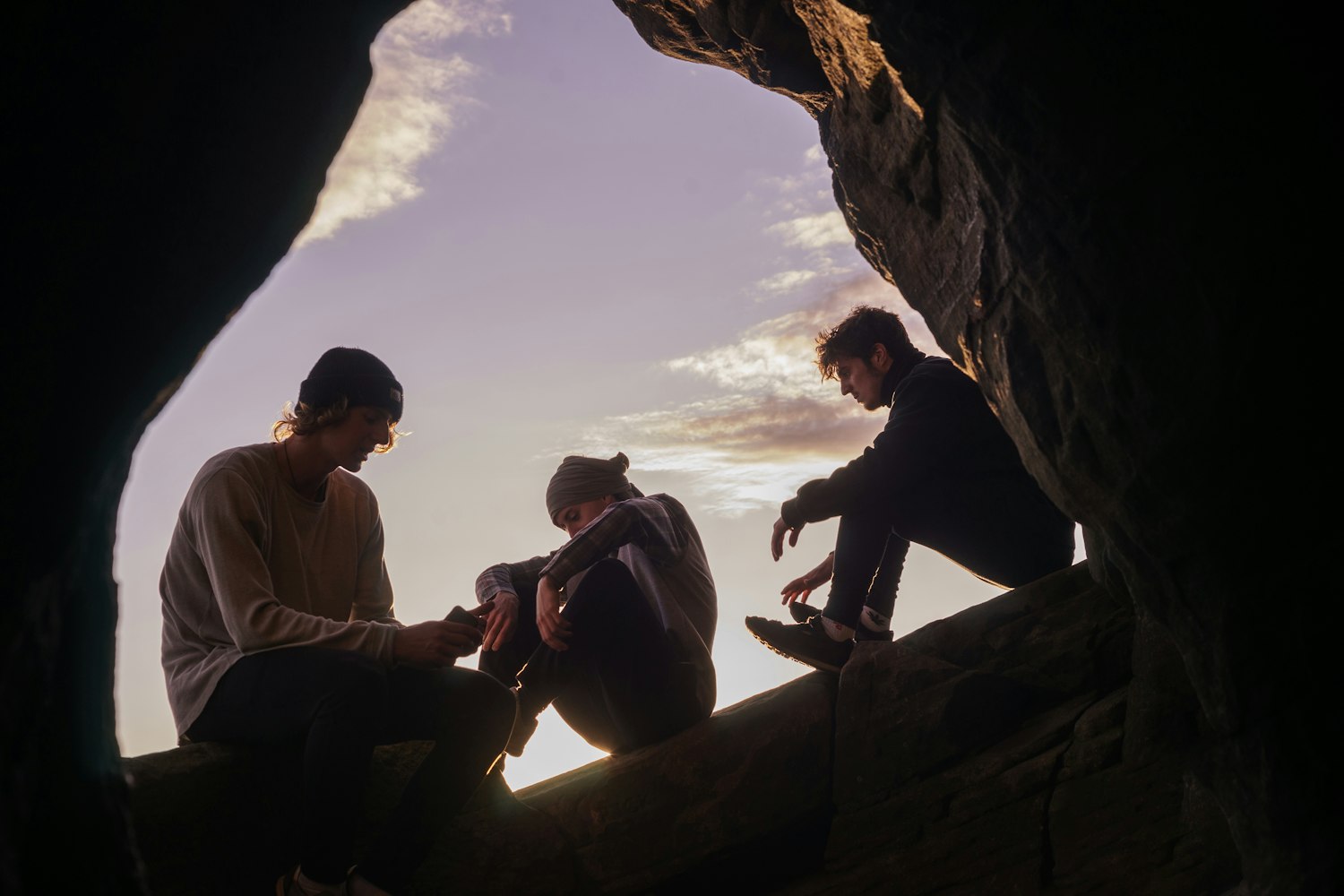 情感边缘新篇章，探索人类情感变革的微妙世界