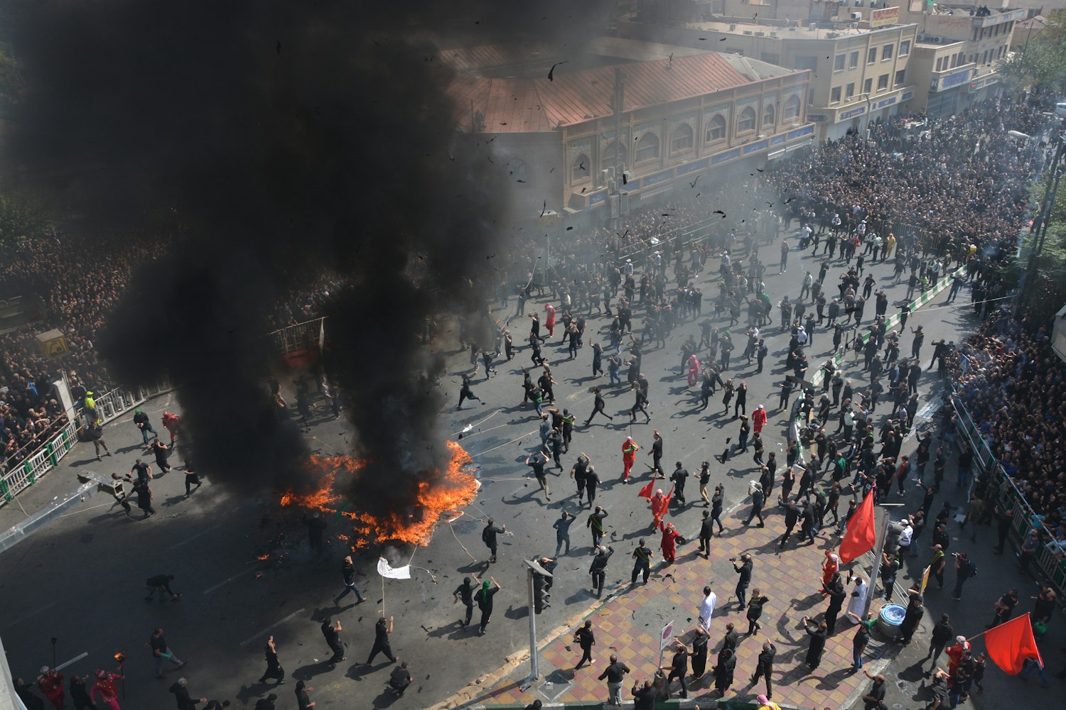 伊朗最新动态，政治、经济与社会变革的交织发展概况分析